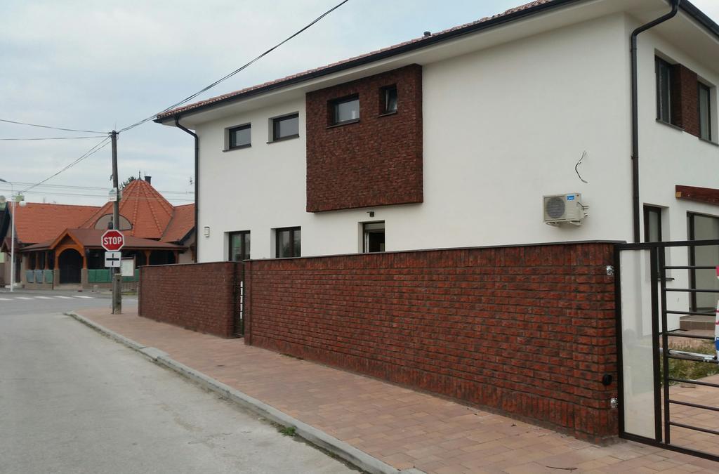 Apartment J&D Dunajská Streda Exteriör bild
