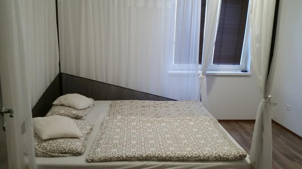Apartment J&D Dunajská Streda Exteriör bild